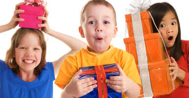 Ajándékötletek gyerekeknek: így vásárolj ajándékot ismerősöd gyermekének  Ajándékötletek gyerekeknek: így vásárolj ajándékot ismerősöd gyermekének